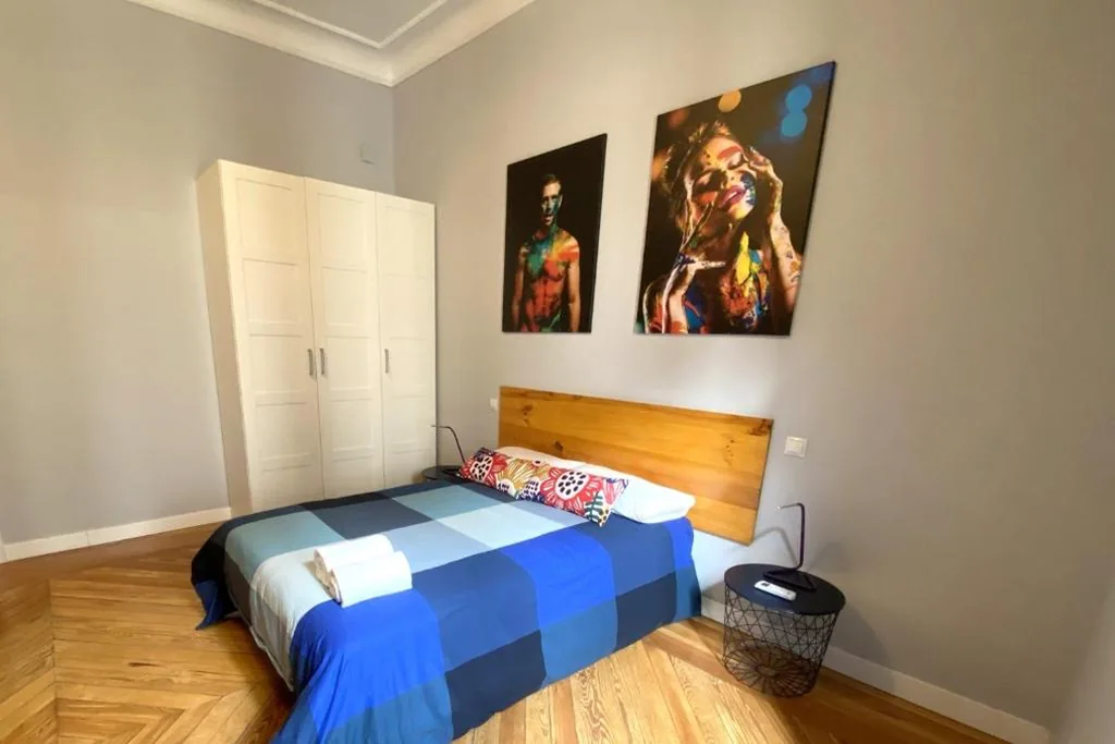 Quarto Duplo com casa de banho partilhada — Arc House Madrid - Puerta del Sol Only Adults