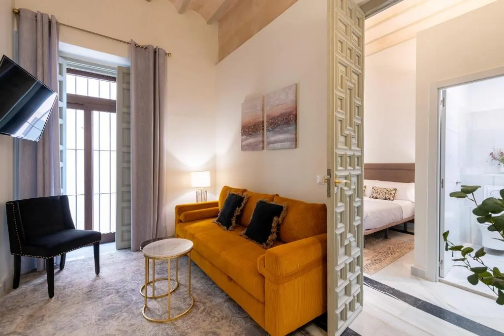 Quarto Quádruplo com Casa de Banho Privativa — Arco de la Seda - Hotel Boutique