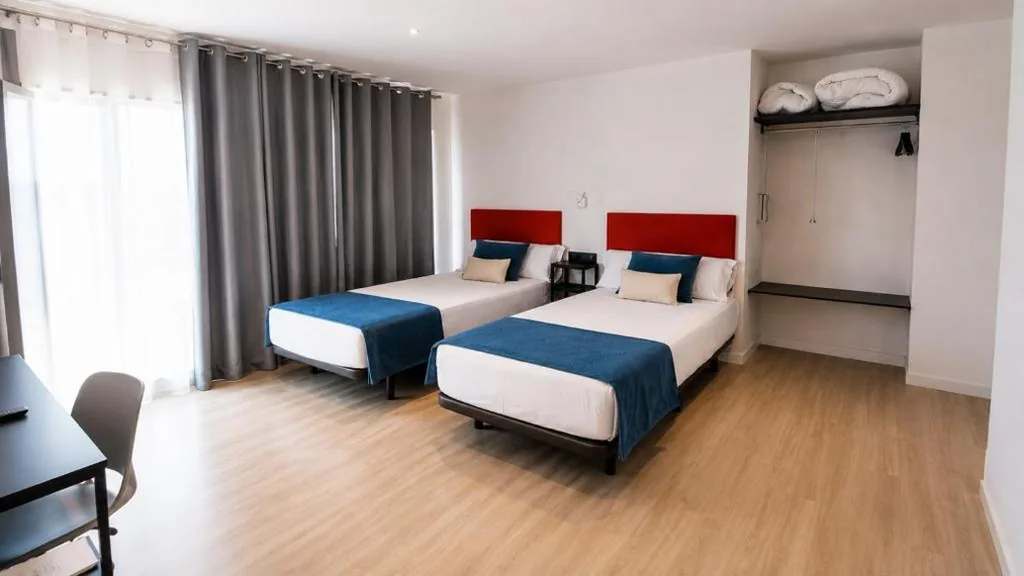 Habitación Doble - 2 camas — Arena Zone Hotel