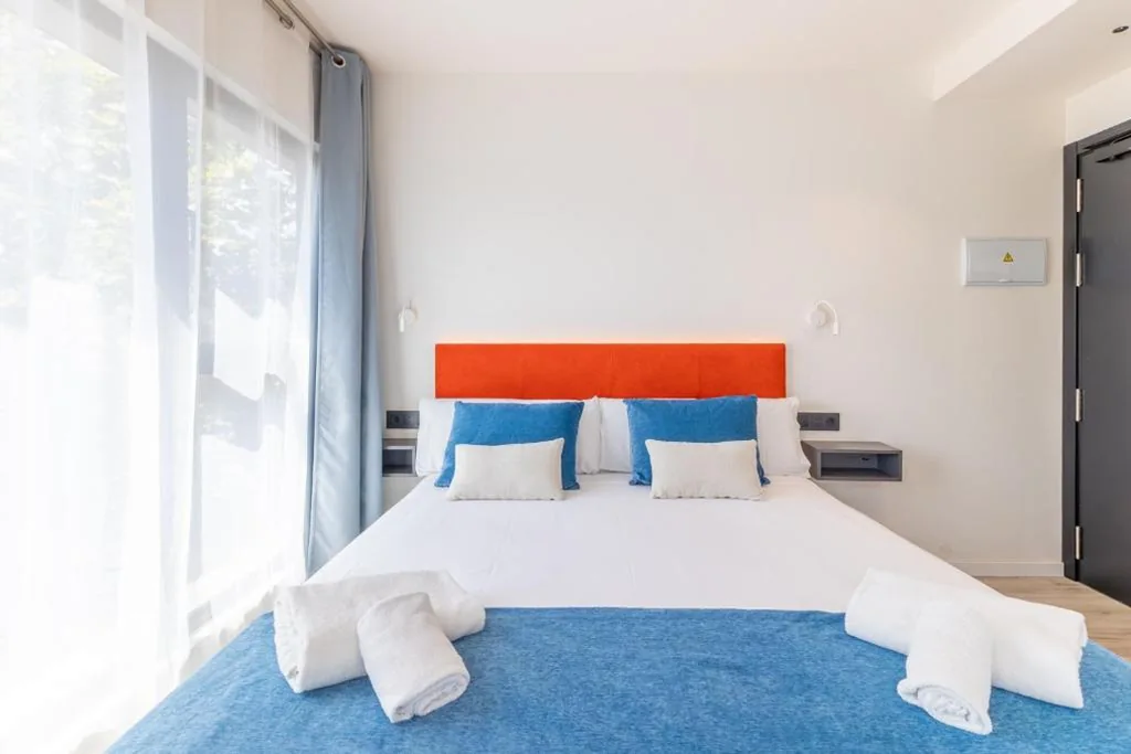 Habitación Estándar - Cama extragrande — Arena Zone Hotel