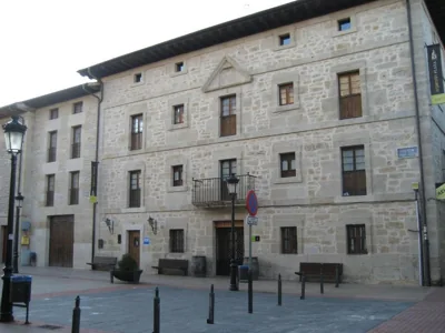 Arganzón Plaza — Foto 6