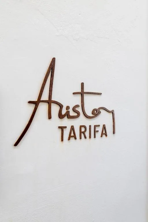 Aristoy - by Grupo Tribu
