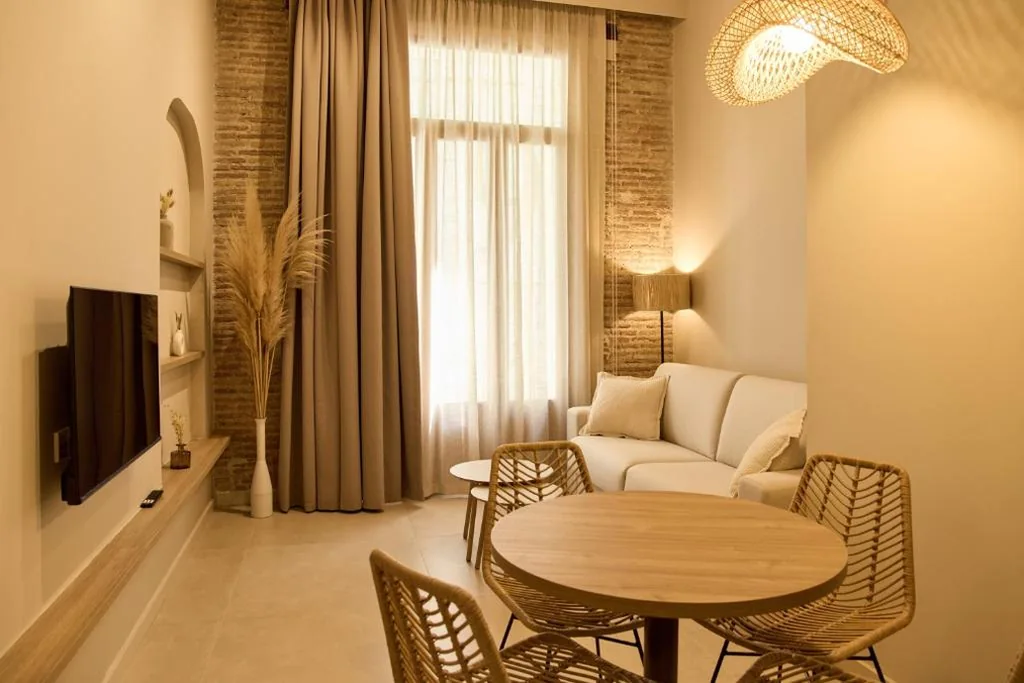 Apartamento Loft de 1 quarto com varanda — Arrels Mercat Boutique Apartaments