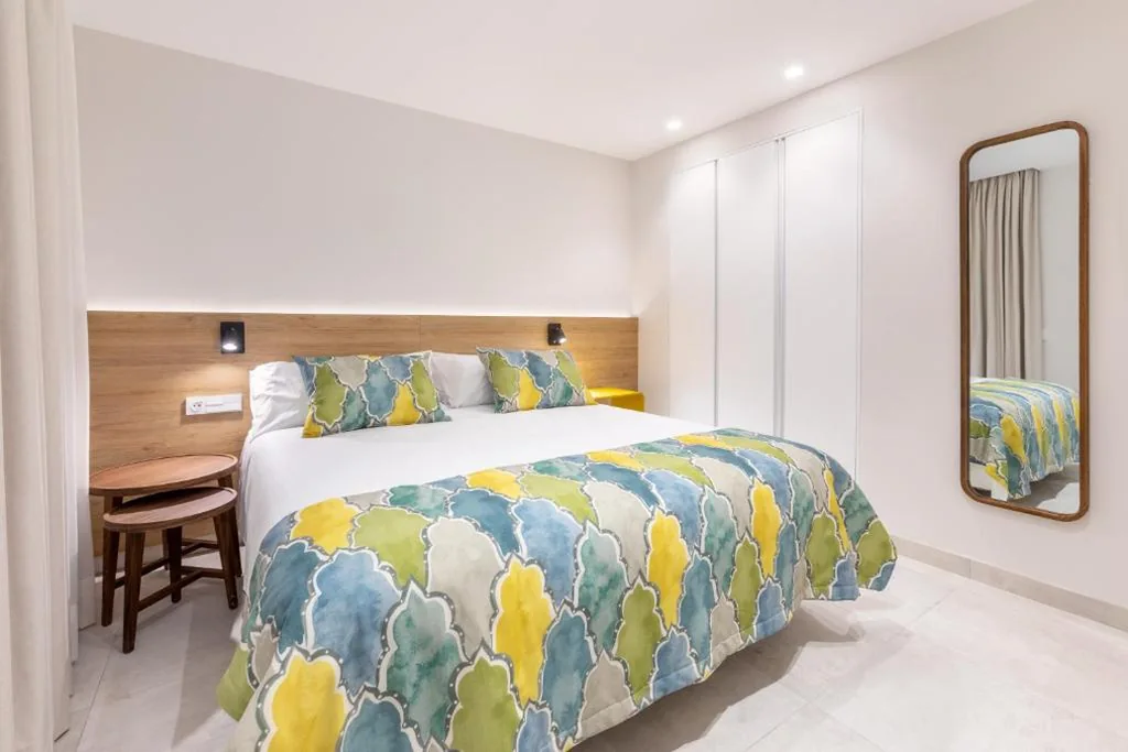 Apartamento con oficina — ART en Las Palmas - Viviendas Vacacionales