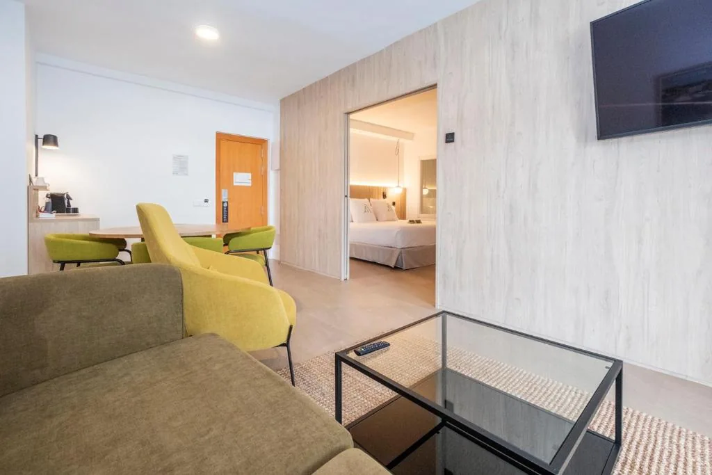 Suite Junior Deluxe — ARTIEM Audax - Adults Only