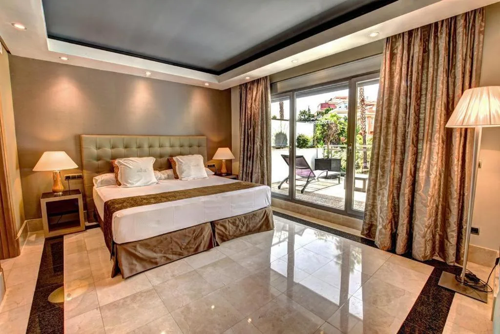Suite — ArtPlatinum SUITES&APARTMENTS