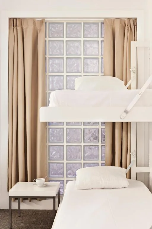 Habitación Familiar — Artrip Hotel