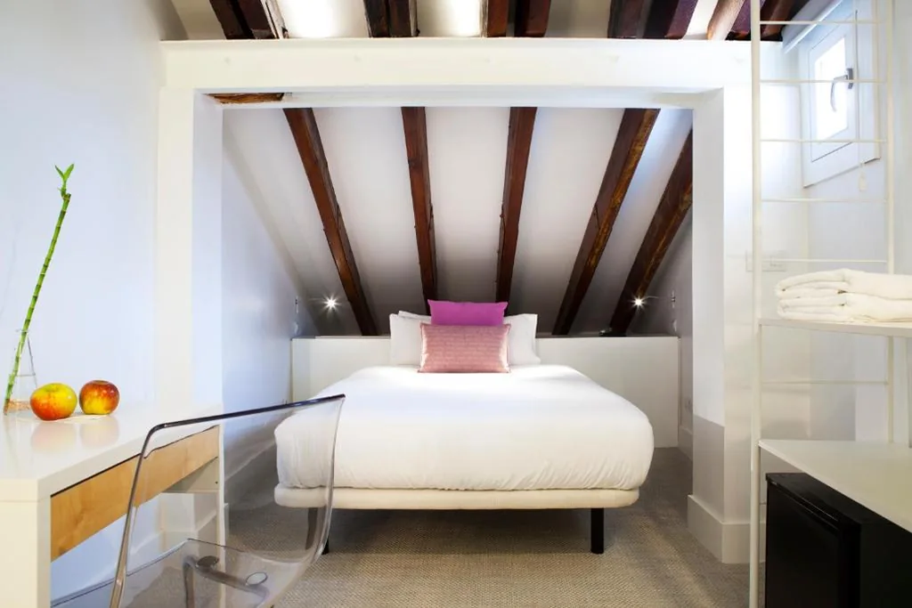 Habitación Individual - Ático — Artrip Hotel