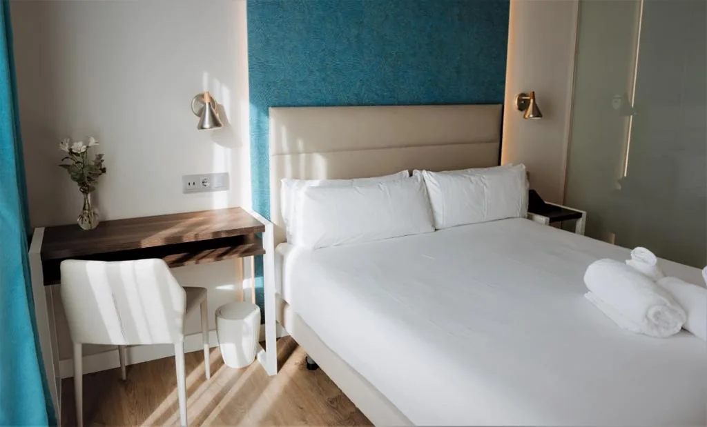 Habitación Doble Exterior — Arya Stadium Hotel
