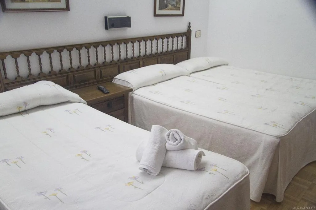 Chambre triple économique — As Areas II