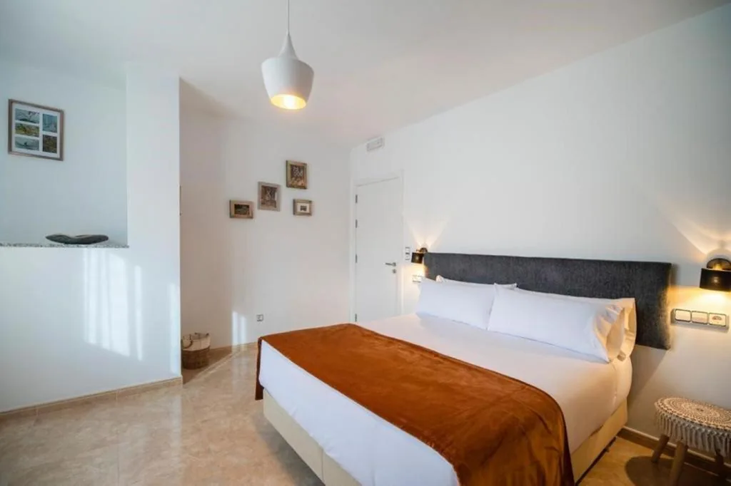 Habitación Deluxe - 1 cama grande — As Sete Campás