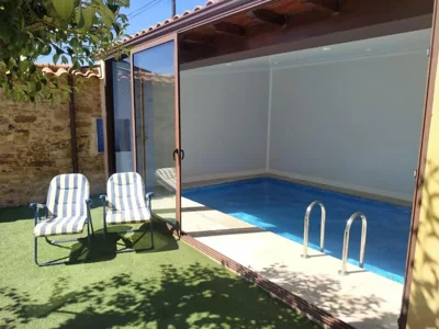 Astorga. León. Piscina. Casa Val de San Lorenzo. — foto 4