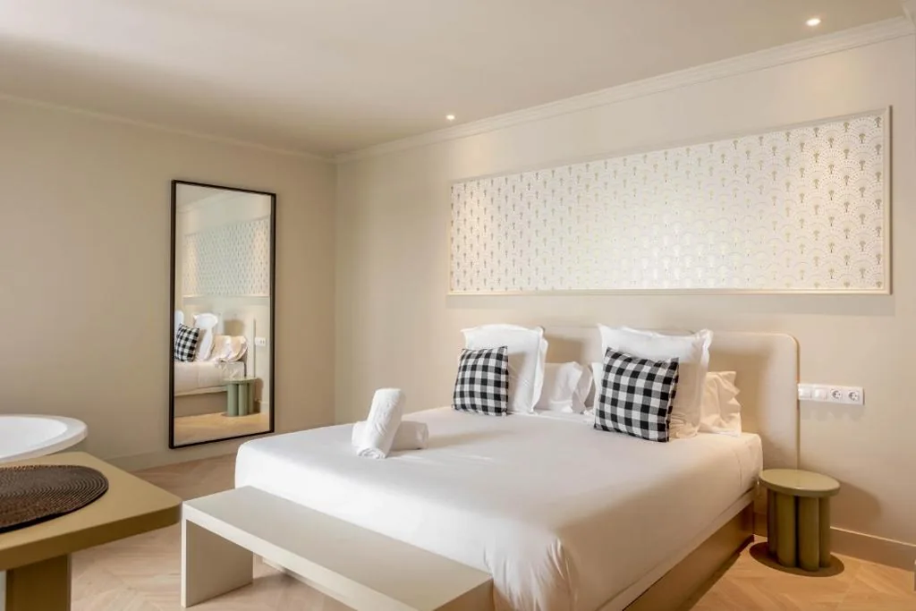Habitación Doble Deluxe con bañera — AT Boutique Alma