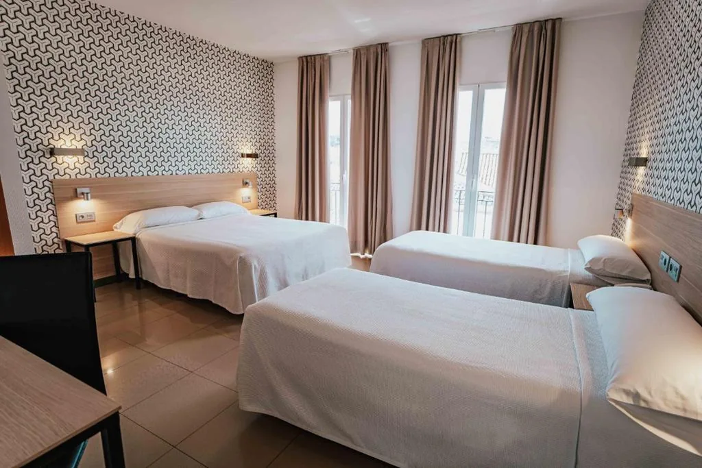 Chambre quadruple — Atenas Granada