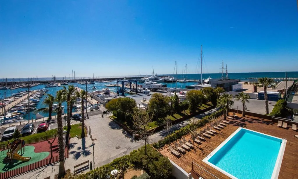 Driepersoonskamer met zeezicht — Atenea Port Barcelona Mataró