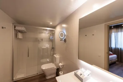 Atenea Rekord Suites Barcelona — Foto 8