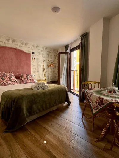 ATENEO CUENCA Suites con cocina en el casco histórico — foto 11