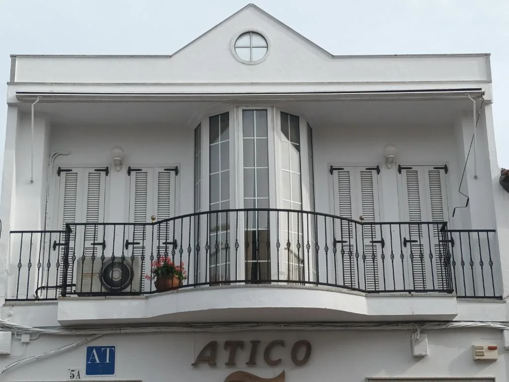3ベッドルームの一戸建て — Atico