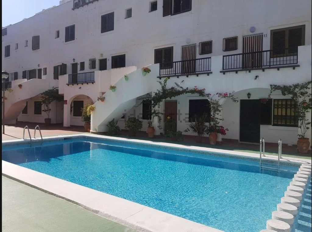 Three-Bedroom House — ÁTICO TRIPLEX ISLA VERDE