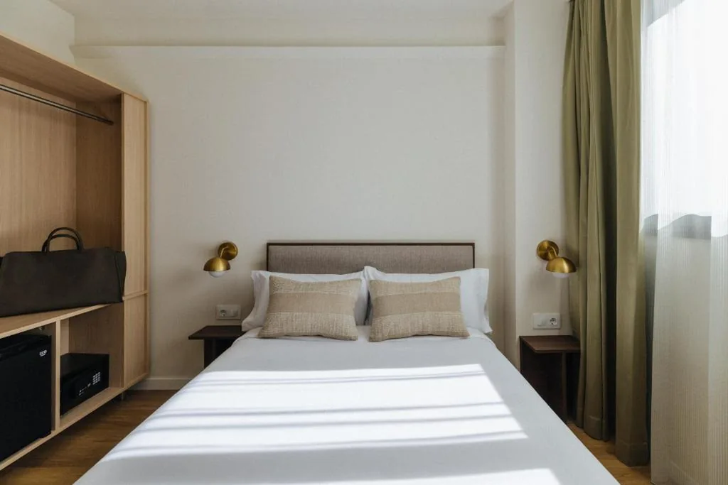 Quarto Duplo com casa de banho privativa — Atipico Madrid