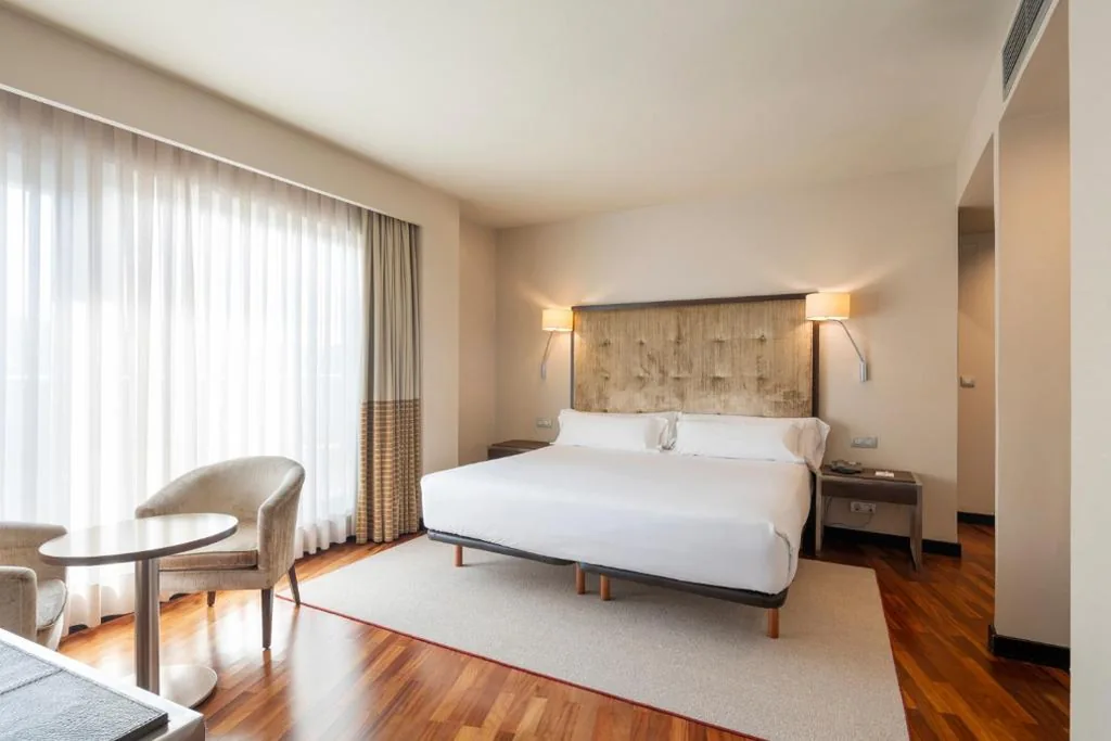 Habitación Deluxe — Attica21 Coruña