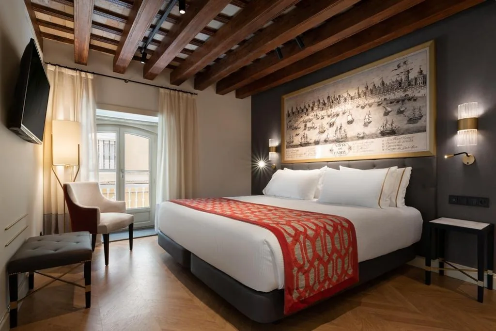 Habitación Doble con balcón — Áurea Casa Palacio Sagasta by Eurostars Hotel Company