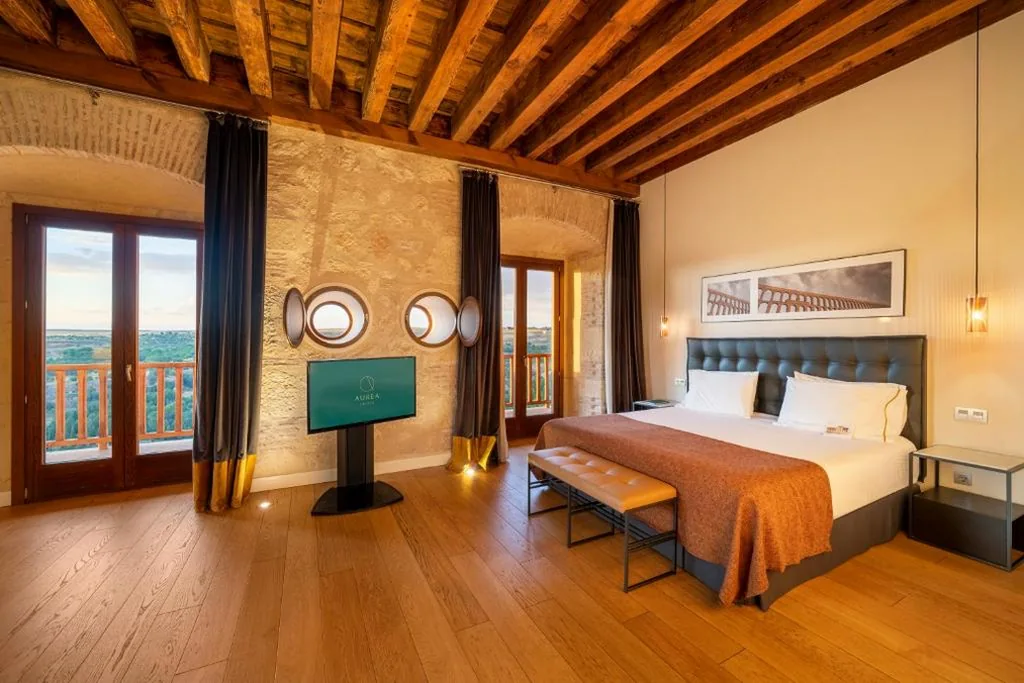 Suite Junior avec terrasse — Áurea Convento Capuchinos by Eurostars Hotel Company