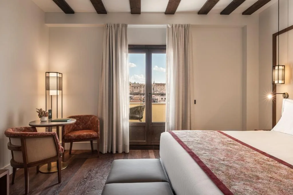 Habitación Deluxe con terraza — Áurea Toledo by Eurostars Hotel company