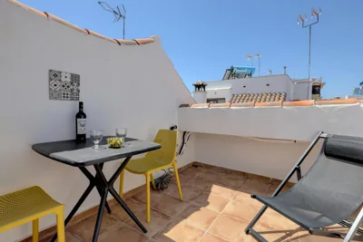 Authentic Andalusian Townhouse - Private Roof Terrace - 5min Beach — photo 5