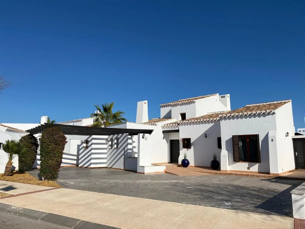 Villa — Awesome 5* Lux Villa - El Valle - Pool/Jacuzzi