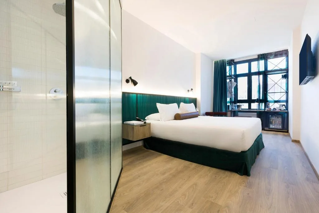 Quarto Premium com acesso ao spa — Axel Hotel Bilbao - Adults Only