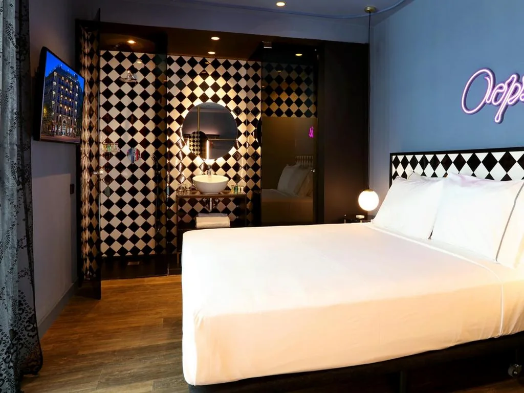 Standard Double Room — Axel Hotel Madrid - Adults Only