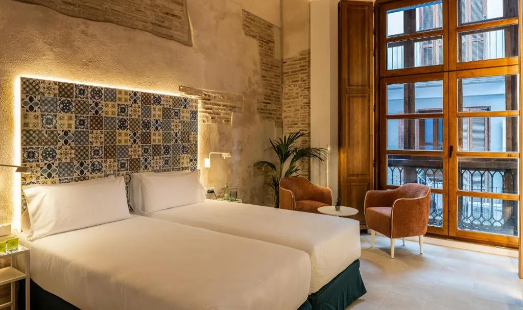Habitación Deluxe — Axel Hotel Valencia - Adults Only