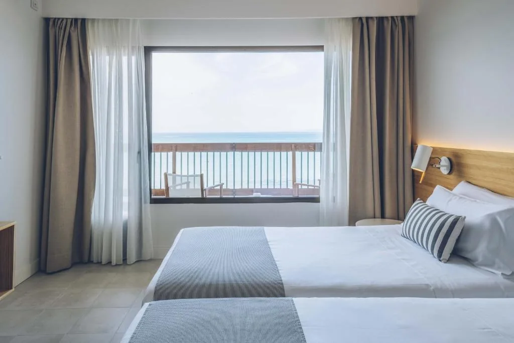 AYA Seahotel - Adults Only