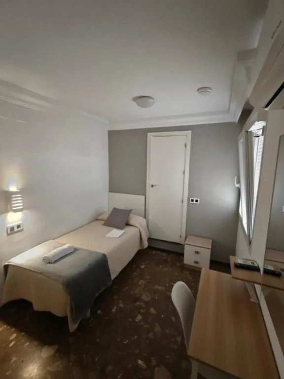 Single Room — AYAMONTE ROOMS 43