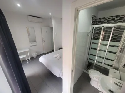 AYZ Frailes - Auto check-in property — foto 5