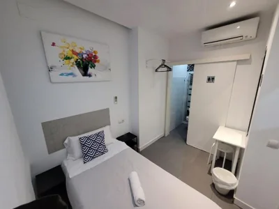AYZ Frailes - Auto check-in property — foto 7