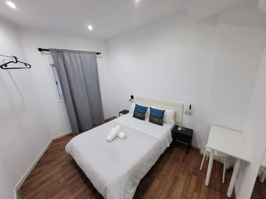 Estudio — AYZ Frailes - Auto check-in property