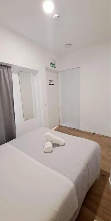 Camera doppia con bagno privato — AYZ Joaquín Pol - Auto check-in property