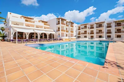 azuLine Apartamentos Can Sanso — Foto 4
