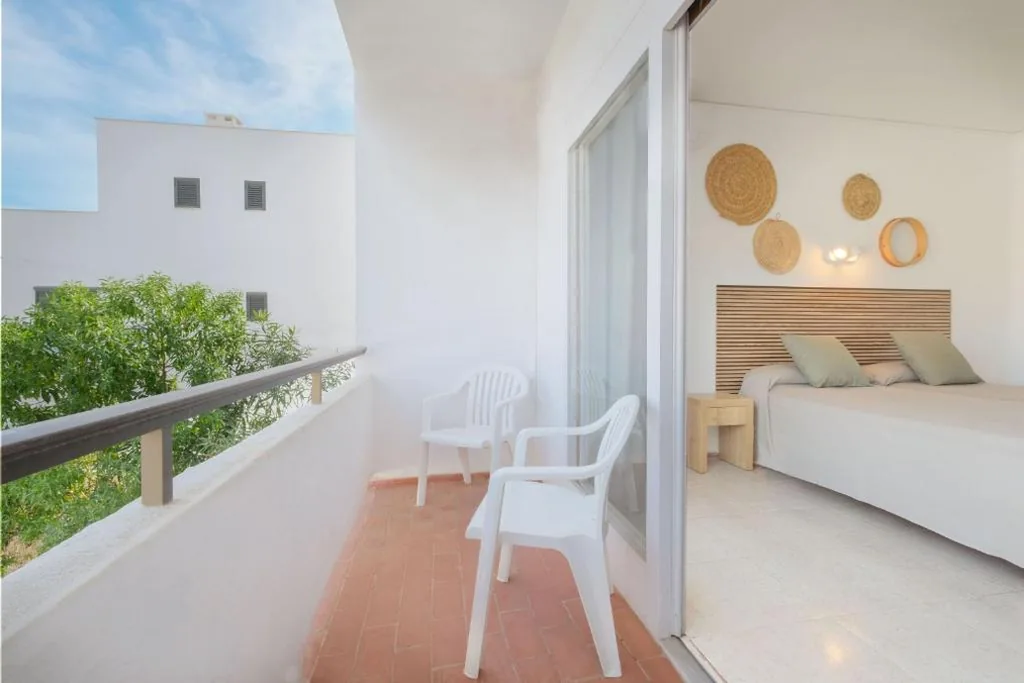 Habitación Doble - 2 camas — azuLine Hotel Mediterráneo
