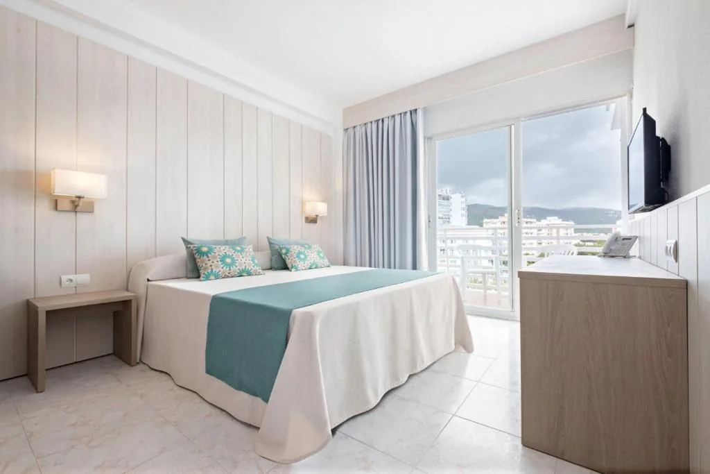 Doppelzimmer — azuLine Hotel Palmanova Garden