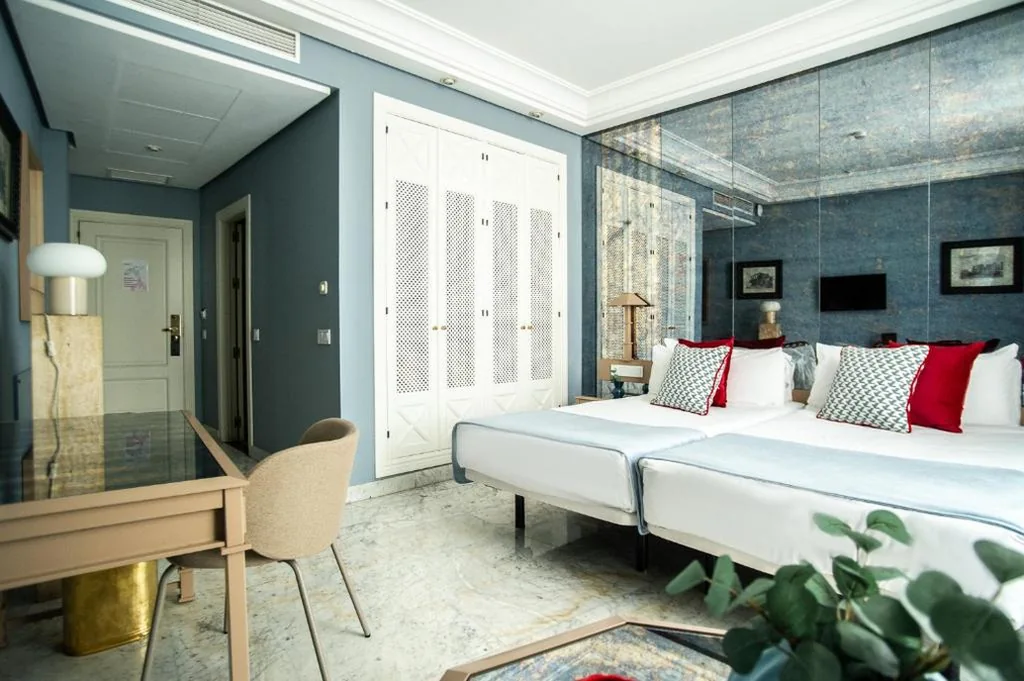 Standard Double Room — AZZ Mérida Medea Hotel