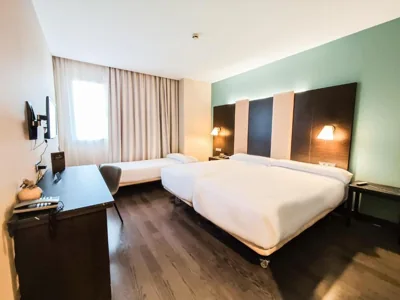 AZZ Pamplona Norte Hotel — foto 12