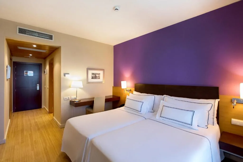 Quarto Duplo - 2 camas — AZZ Salamanca Montalvo