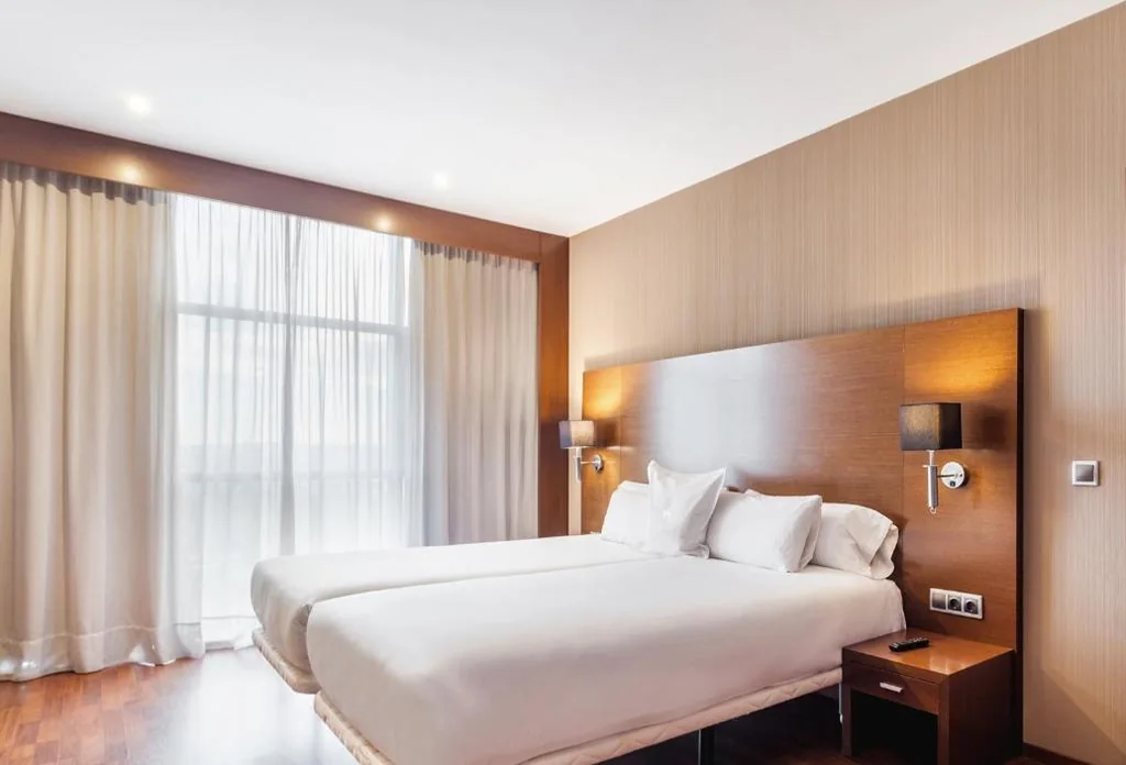 Twin Room — AZZ Valencia Congress Hotel & Spa
