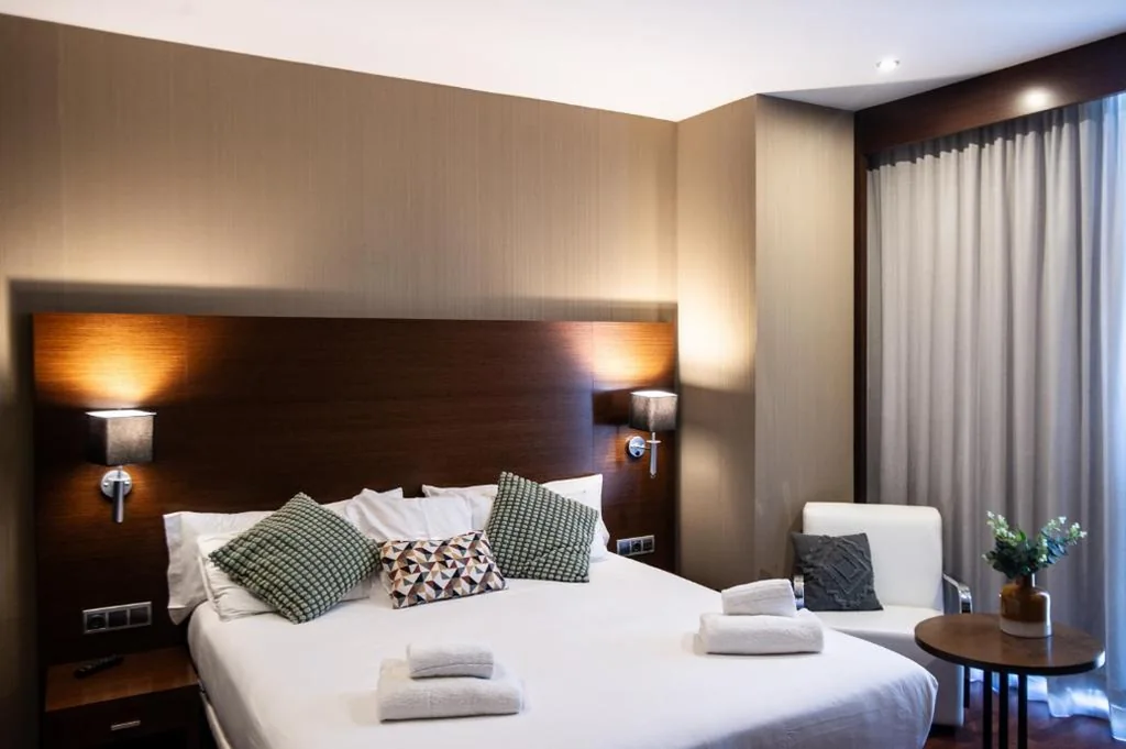 Junior Suite — AZZ Valencia Congress Hotel & Spa