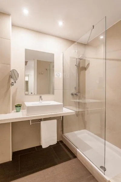 AZZ Valencia Táctica Hotel — foto 3