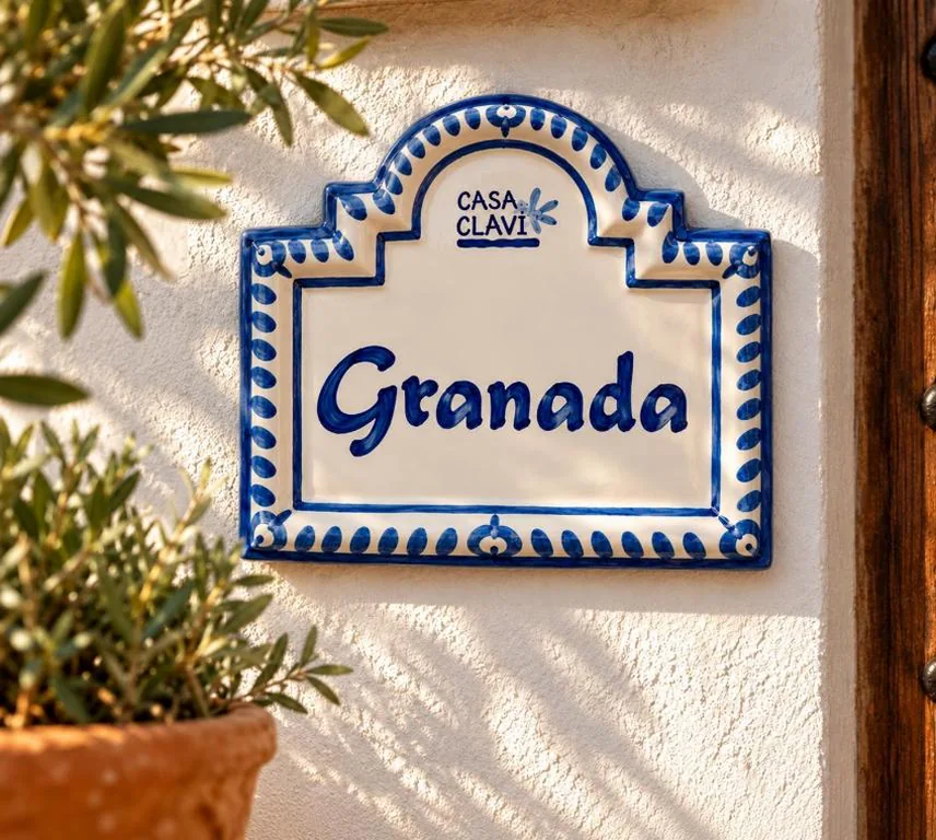 Quarto com cama de casal extragrande e vistas para a montanha — B&B Boutique Casa Clavi