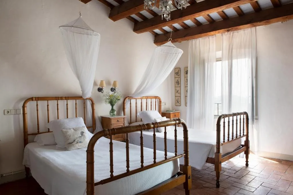 Habitación Doble con baño privado — B&B Can Casadella